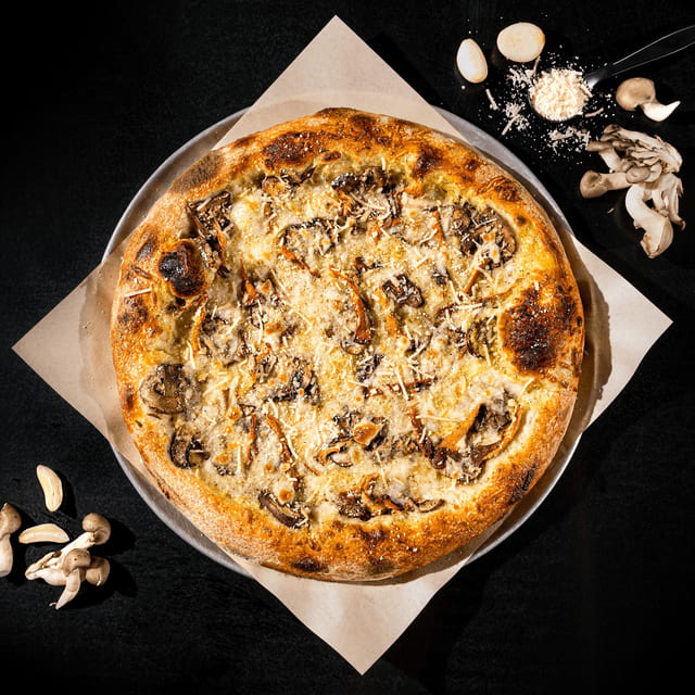 Truffle n’ Mushroom Pizza.