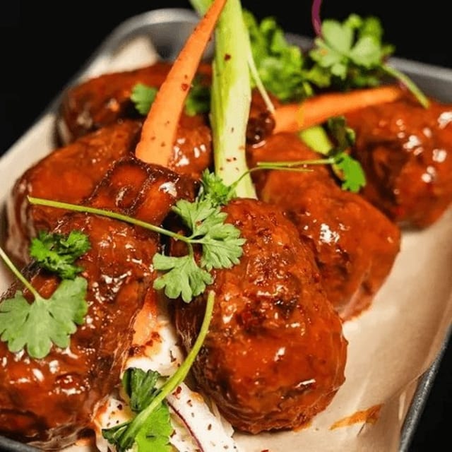 Chick'n Wings.
